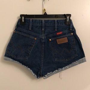 wrangler high waisted jean cutoff shorts